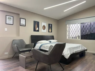 Aguacatala by Roots Rentals Hotels in 