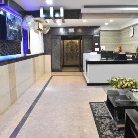 Mayur Hotel