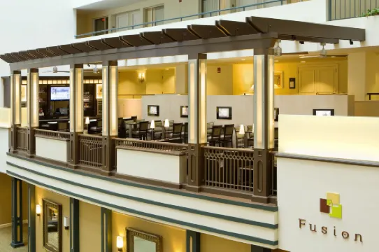 DoubleTree Suites by Hilton Hotel Boston - Cambridge