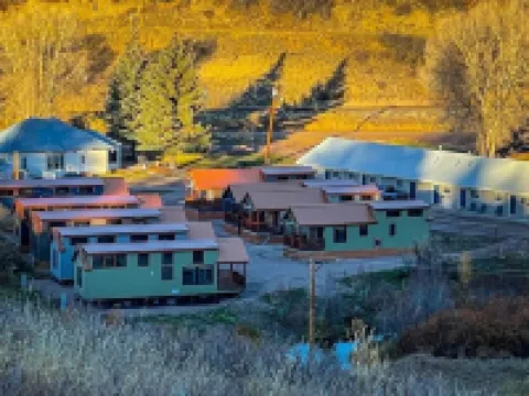 The Lodges of Oak Creek Hotels in Routt County