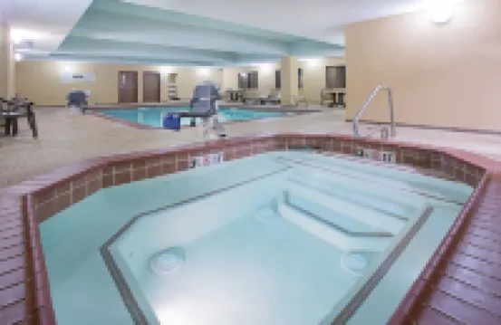 홀리데이 인 익스프레스 호텔 & 스위트 라스베이거스 바이 IHG