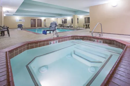 Holiday Inn Express Hotel & Suites Las Vegas, an IHG Hotel