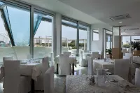 Hotel Le Soleil - breakfast