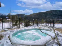 Clearwater Lofts by Vail Resorts Hotels in Keystone