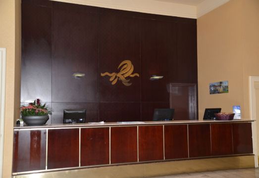 로즈데일 콘도미니엄스 이미지