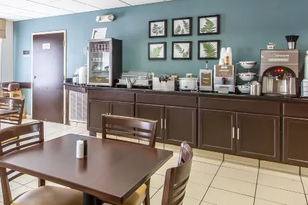 Sleep Inn Scott-Lafayette West Отели в г. Скотт