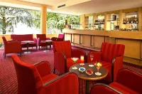 Hôtel Mercure Besançon Parc Micaud Hotels in Ornans