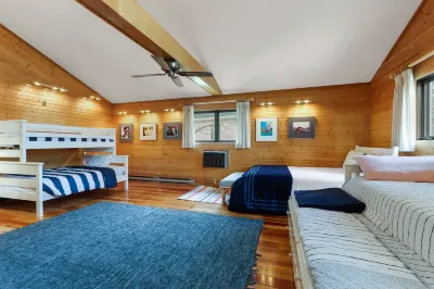 Timber Ridge-An Artist Retreat Infused w/Character |Perched on a Hill Overlooking Geneva Lake & Town