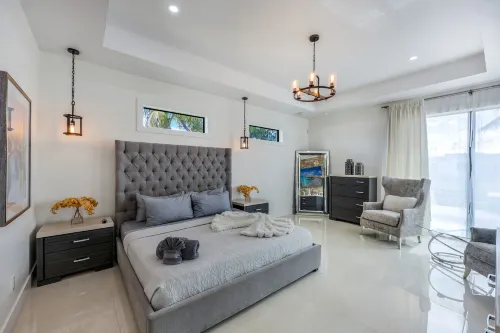 New Gorgeous Smart Home with Heated Pool on the Canal Hotels in Cape Coral