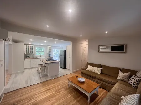 Newly Renovated 3 Bedroom, 1.5 Bath Rental in Hyannis, 1.5 miles to beach