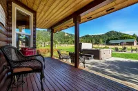 Expansive Yard and Mountain Views - Charming Alpine Retreat