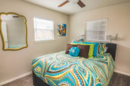 Casita Del Lago Azul (Lakeside Escape at Casita del Lago Azul)