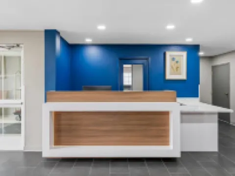 Microtel Inn & Suites by Wyndham Norcross ノークロスのホテル