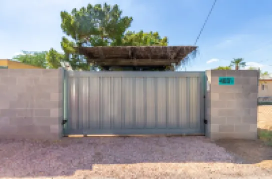 Serene Garden View and Private Yard - Charming Cozy Retreat