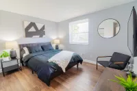 Short Drive to Ohio State and Vibrant Nightlife - Charming Getaway فنادق في 