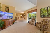 Gourmet Kitchen and Furnished Lanai - Stunning Tropical Retreat