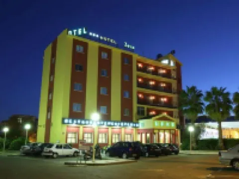 Hotel Zeus Hotels in Merida