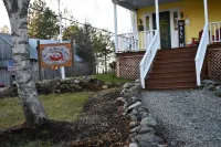 Woodland Views and Spacious Living - Charming New England Retreat Hotel a Sunapee