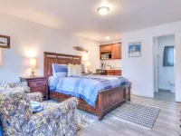 Cozy Delight - Disinfection TV, Wifi, Shopping, Ocean View Hotels in Gleneden Beach