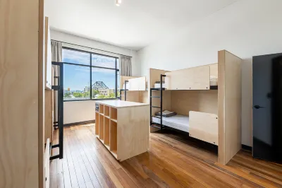 Bunk Brisbane Hotels in Fortitude Valley