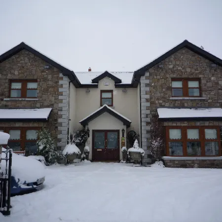 Avlon House Bed and Breakfast
