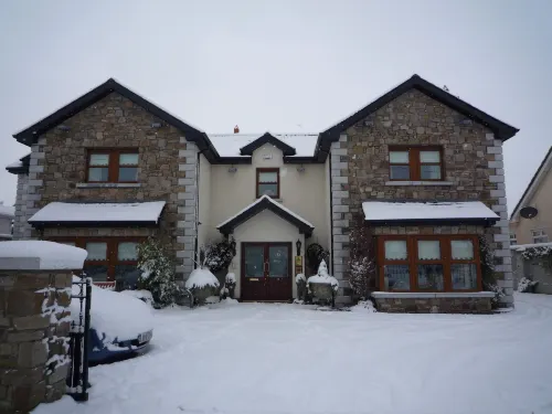 Avlon House Bed and Breakfast