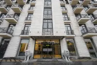 Hotel Dynasty Hotels in Zovuni