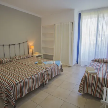 Casa Del Mar Hotel & Apartaments