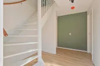 نايس هوليداي هوم كلوس تو ناتشر ريزيرفي