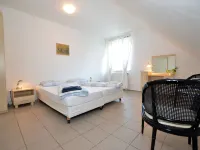 Apartment in Nemojov Near Forest and Pool 네모요프 호텔