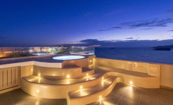 Caldera's Dolphin Suites