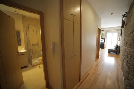 Cedofeita Back Garden Отели рядом с достопримечательностью «Церковь Святого Мартина Седофейта»