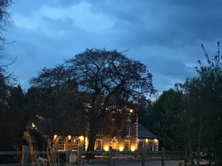 The Partridge Отели в г. Кроутон