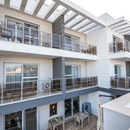 Twins Hotel Çeşme