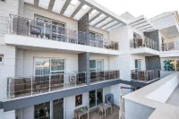 Twins Hotel Çeşme Hotels in Fahrettinpasa Mahallesi