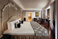 Radisson Blu MBD Hotel Noida Hotels near Rashtriya Dalit Prerna Sthal and Green Garden