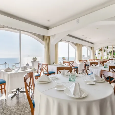 Gran Sol Hotel