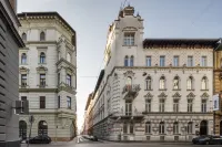 Ikonik Parlament Hotel in zona Parlamento di Budapest