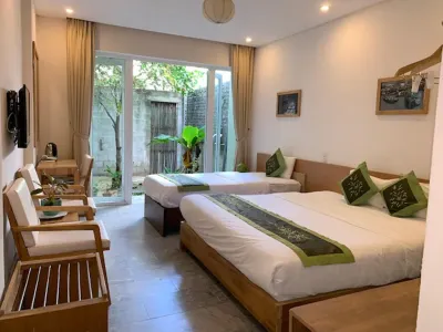 Jolie Villa Hoi An Hotel di Tân An