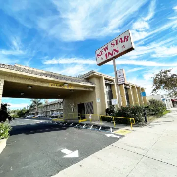 New Star Inn El Monte, CA - Los Angeles