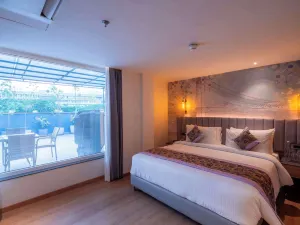 Golden Tulip Bhopal