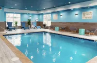 HAMPTON INN AND SUITES BY HILTON INTERCOURSE - Pools