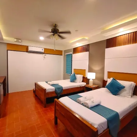 La Luz Beach Resort Отели в г. Сан Хуан