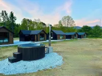 Emrose Luxury Cabins Hotels in Chittenden