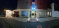 Izzy Hotel
