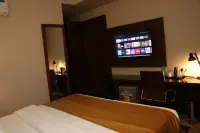 The Velvet Residence