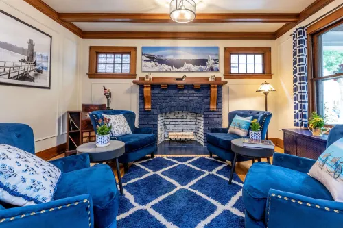 The Butler House Bed & Breakfast - Homestays
