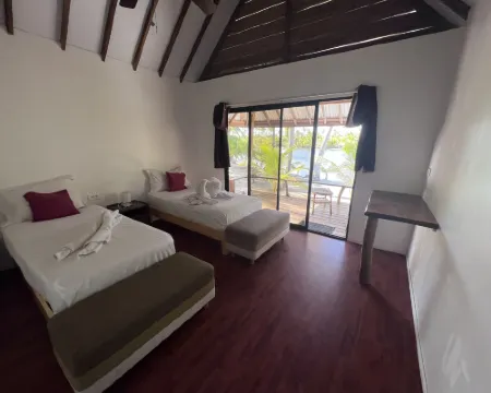 Aotera Guest House Hotels in Rangiroa