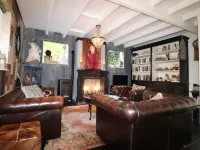 Atelier House with Hot Tub Hotels in Sleen
