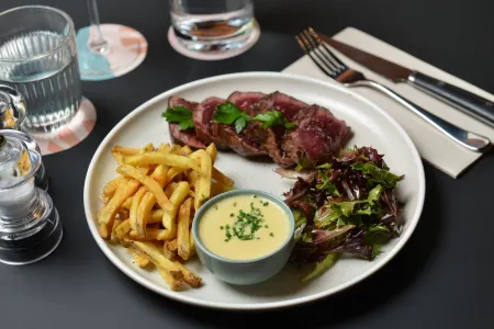 Tribe Paris la Defense Esplanade Отели рядом с достопримечательностью «Парк Бекон»